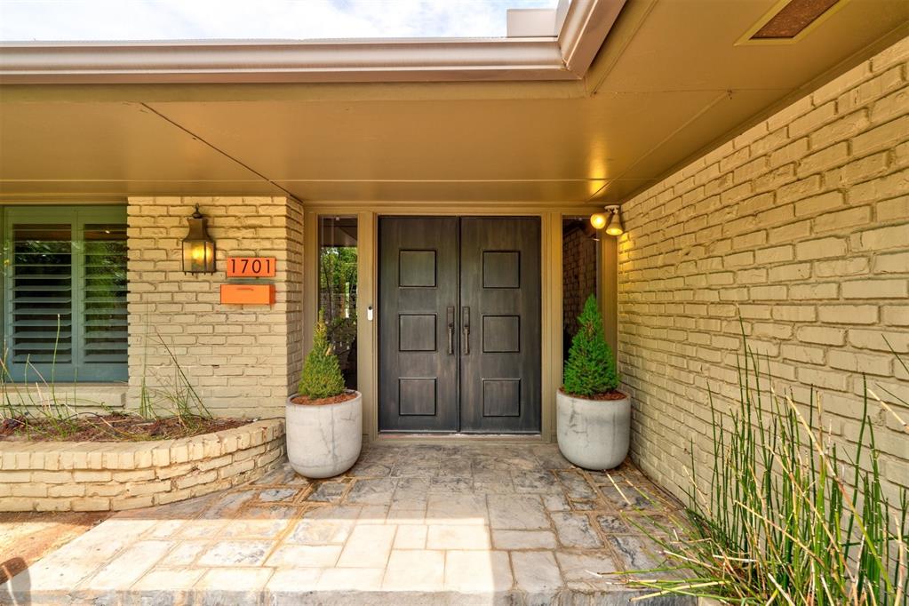 1701 Coventry Lane