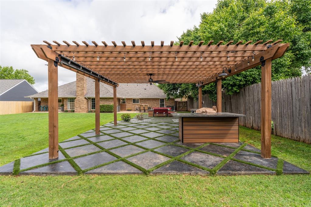 3132 Rosewood Lane
