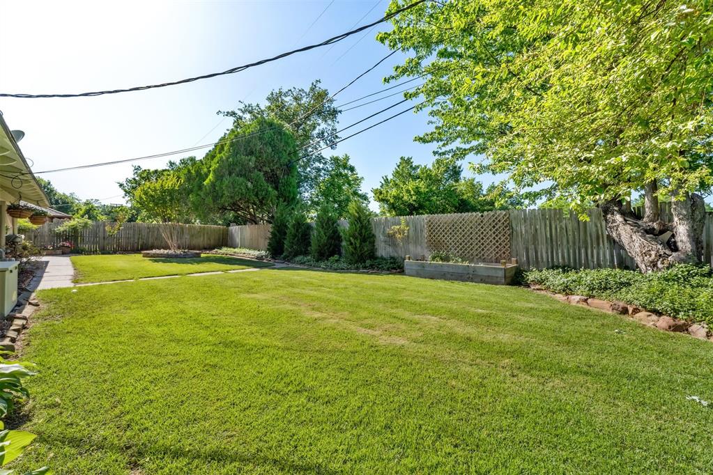 2113 NW 62 Street