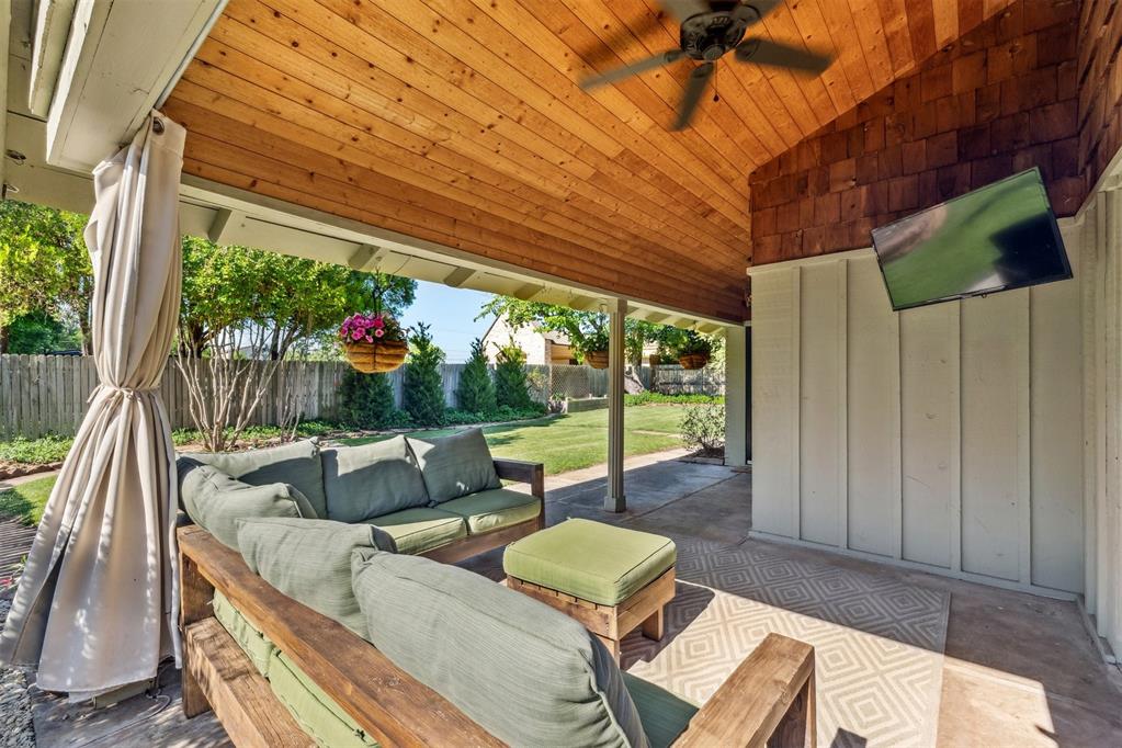 2113 NW 62 Street
