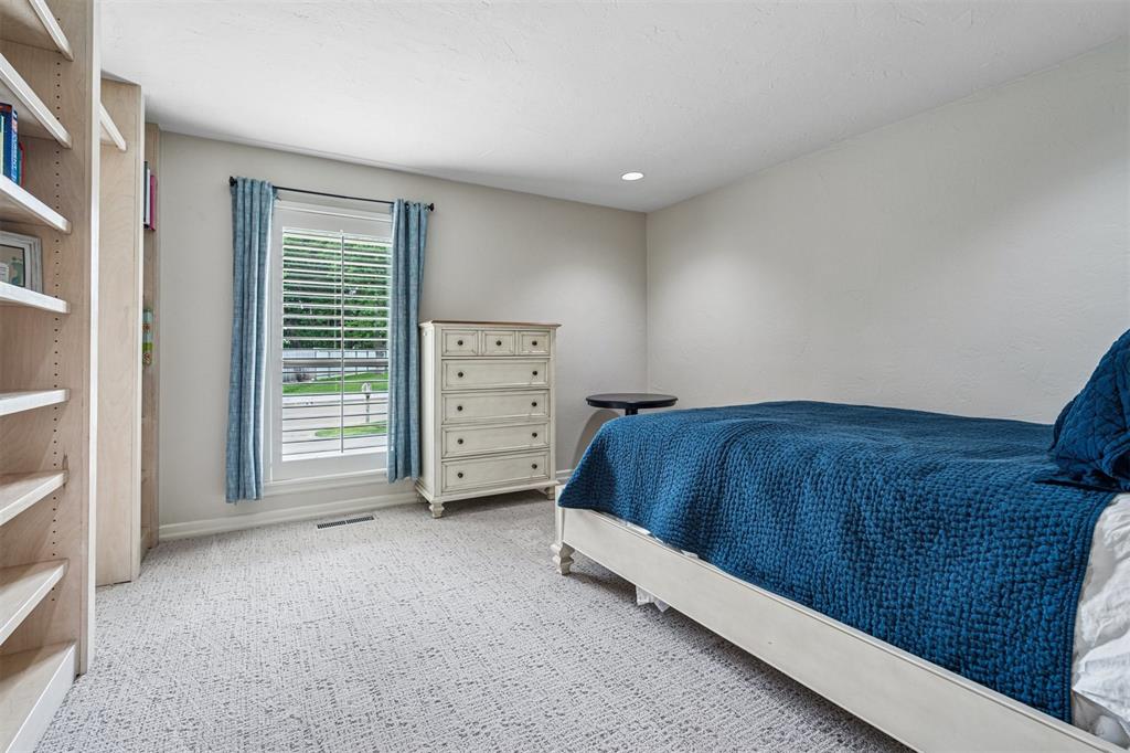 11209 Thorn Ridge Road