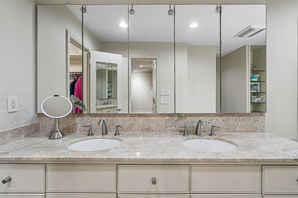 11209 Thorn Ridge Road