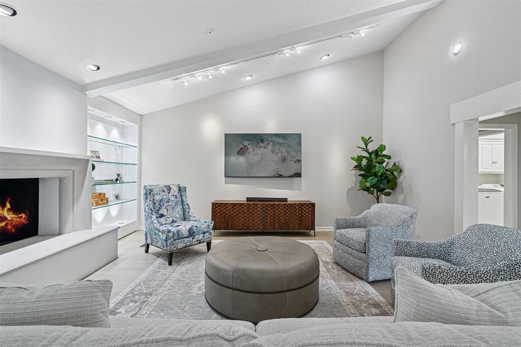 11209 Thorn Ridge Road