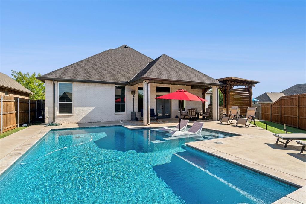 6120 NW 157th Street