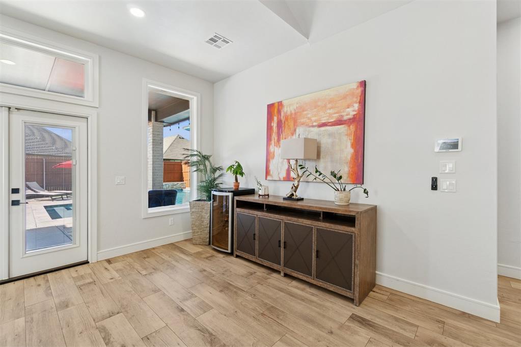 6120 NW 157th Street