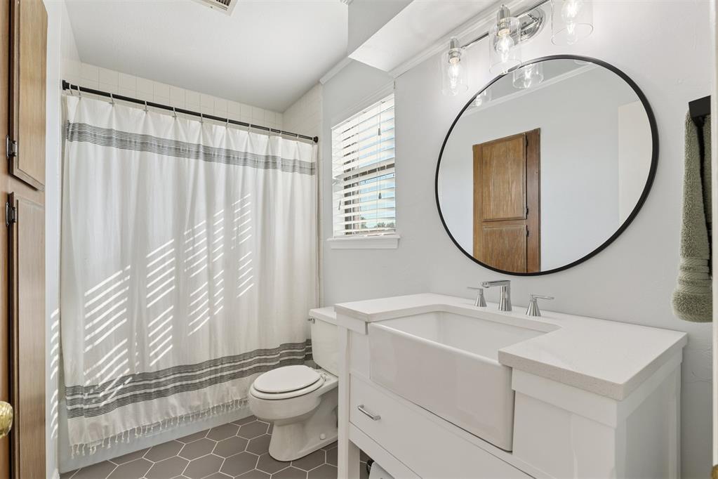 6500 N Grand Boulevard Unit: 190