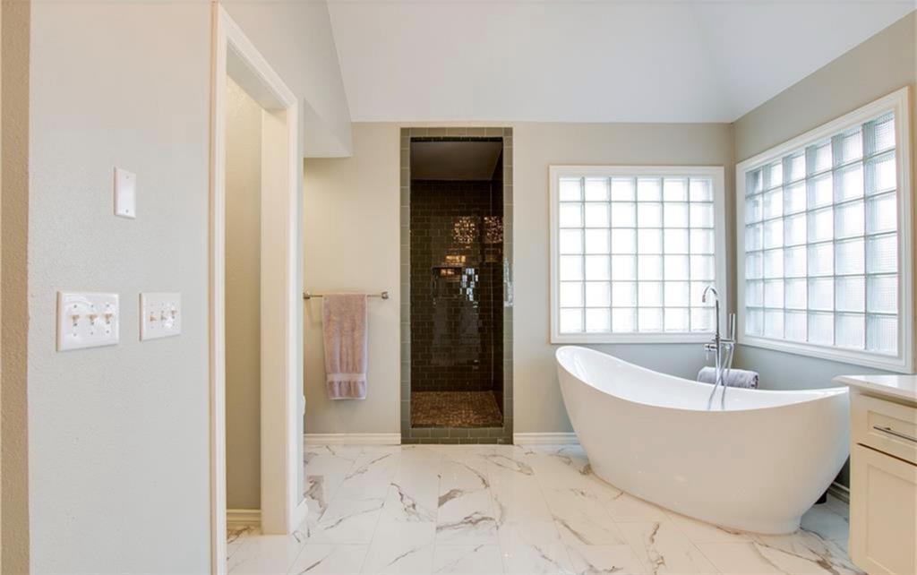 12101 Maple Ridge Road