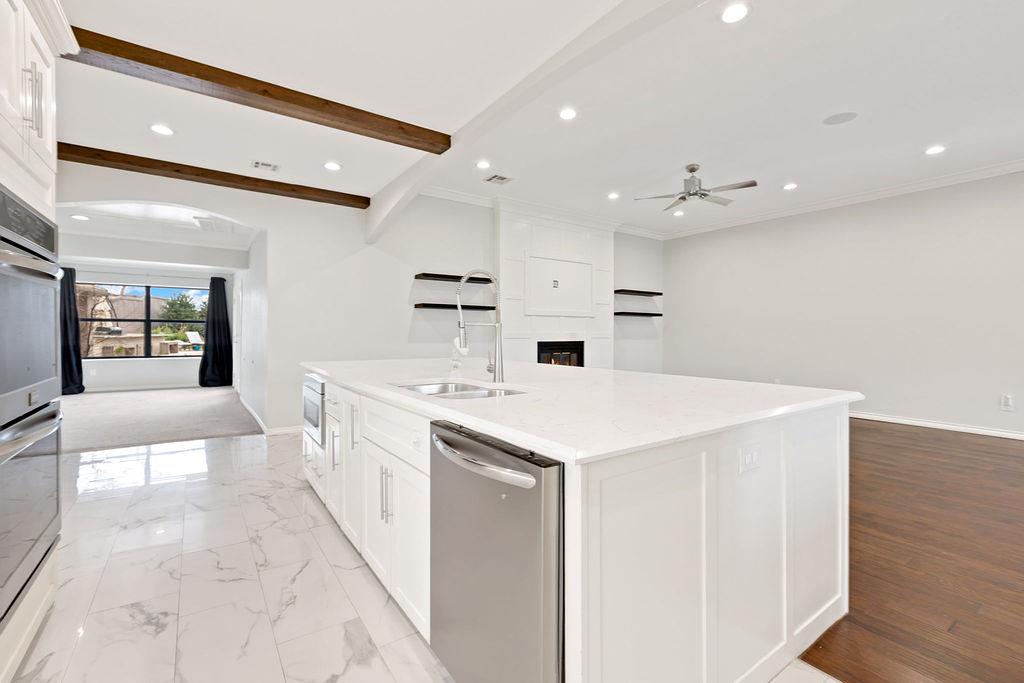 12101 Maple Ridge Road