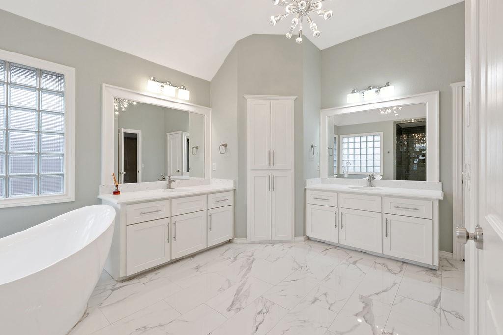12101 Maple Ridge Road
