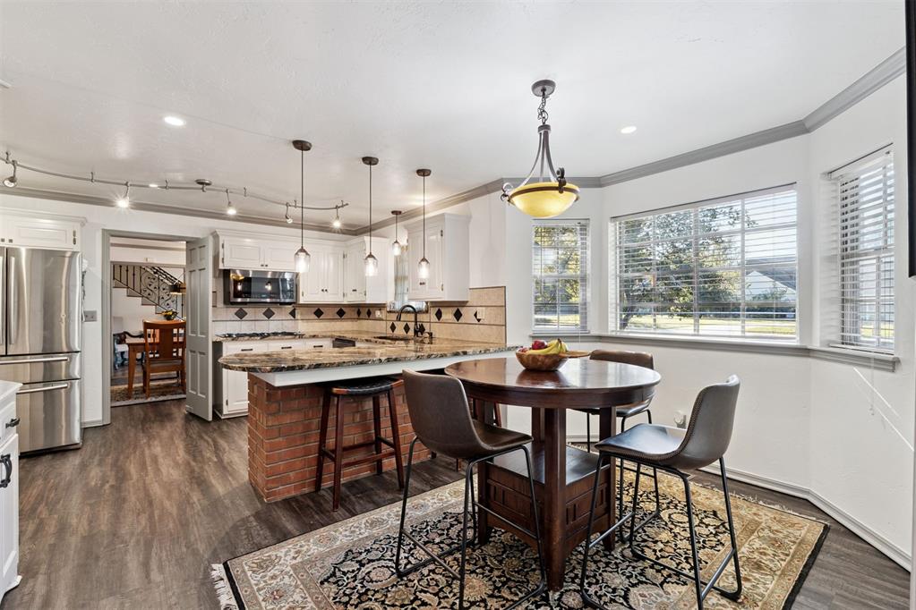 3105 Robin Ridge Road