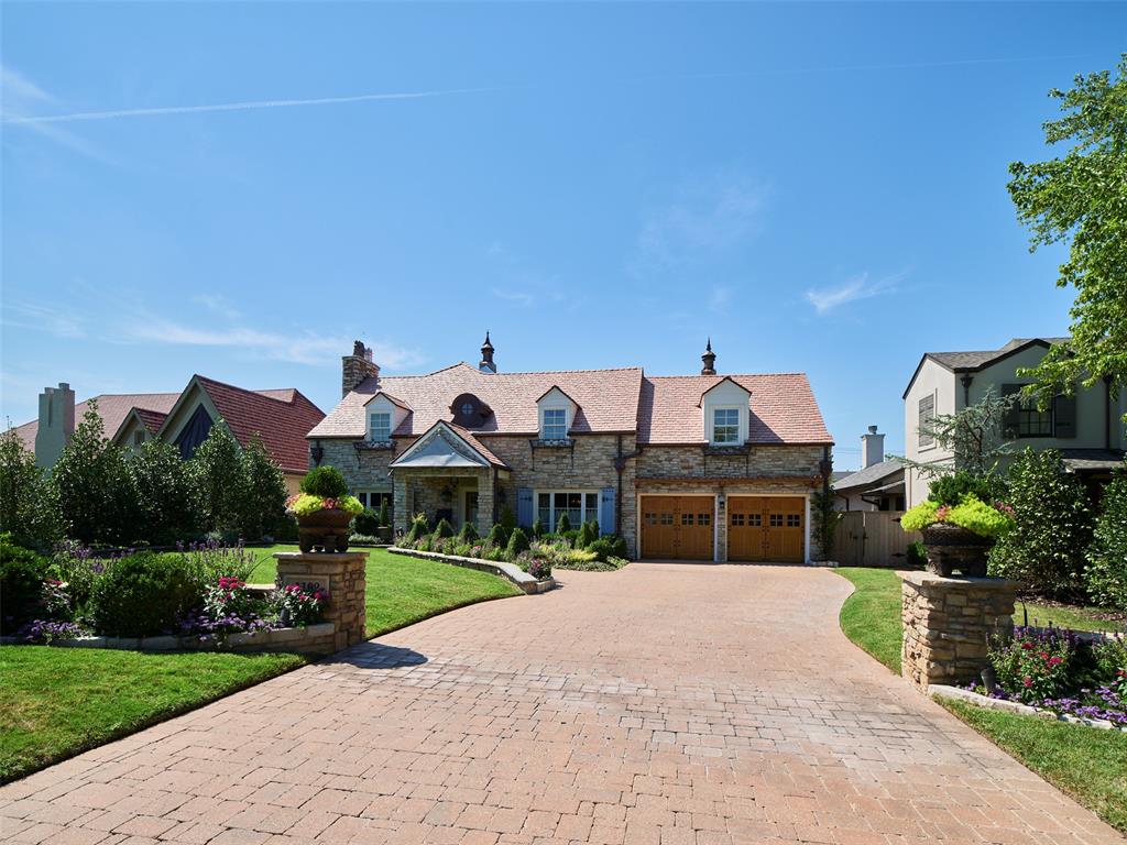 1102 Huntington Avenue