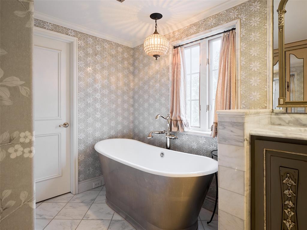 1102 Huntington Avenue