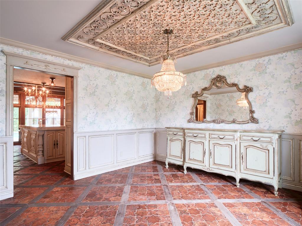 1102 Huntington Avenue