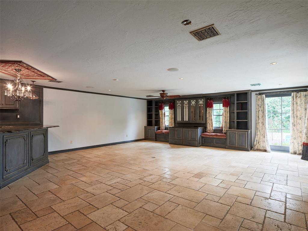 1102 Huntington Avenue