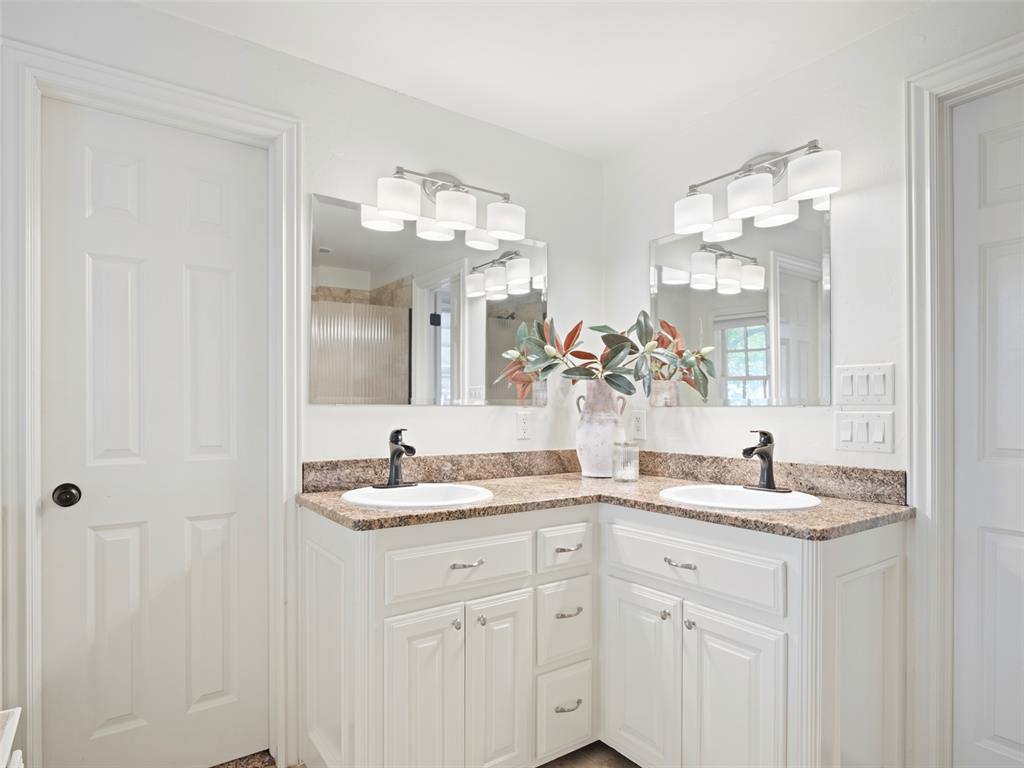 527 NW 38th Street