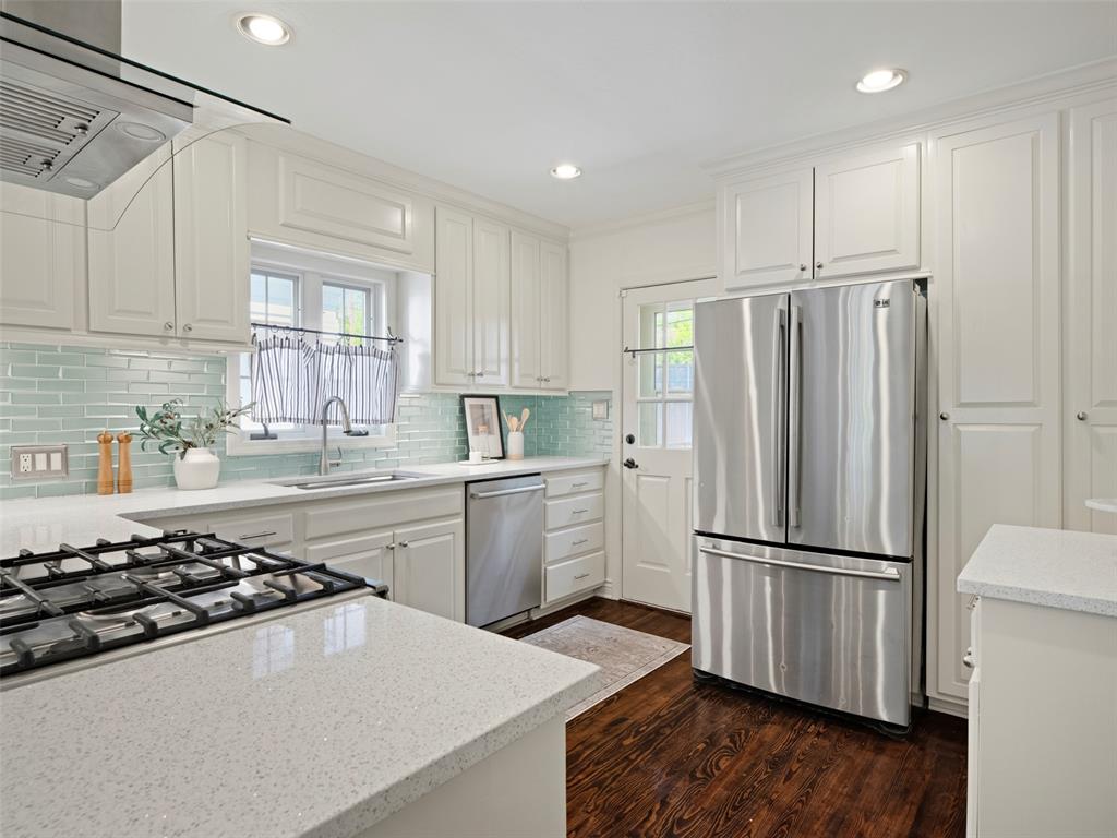 527 NW 38th Street