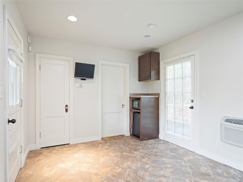 527 NW 38th Street