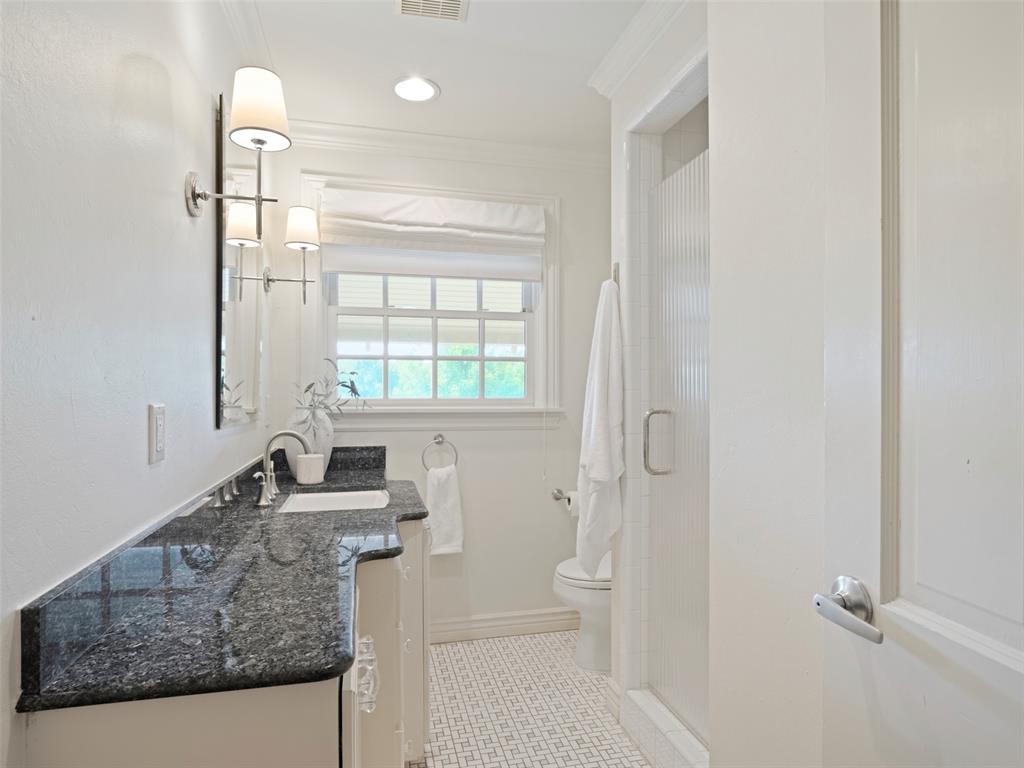 527 NW 38th Street