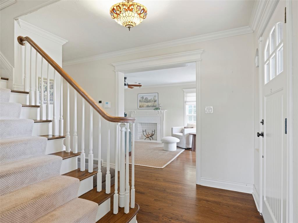 527 NW 38th Street
