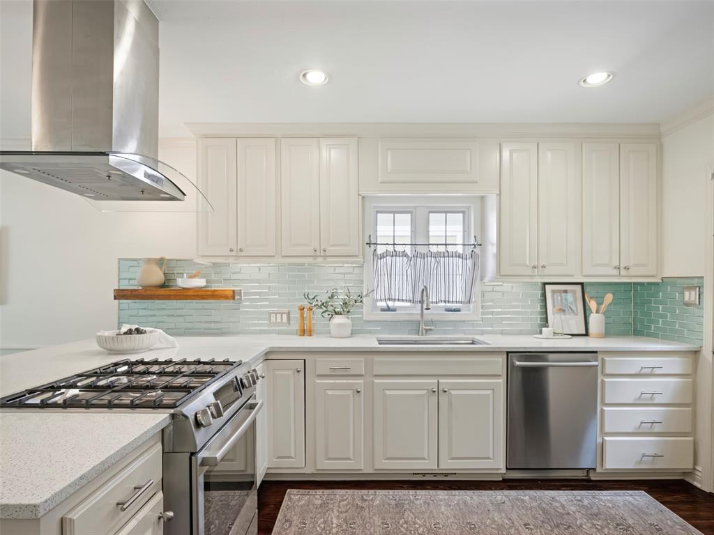 527 NW 38th Street