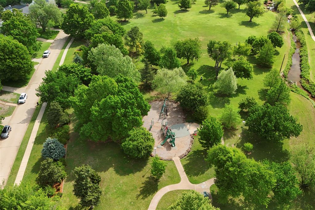 527 NW 38th Street