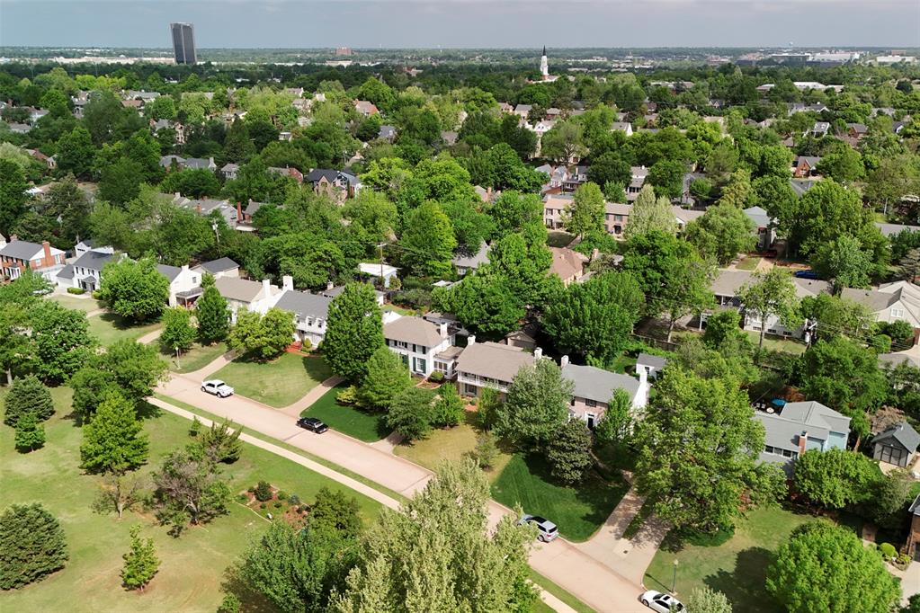 527 NW 38th Street