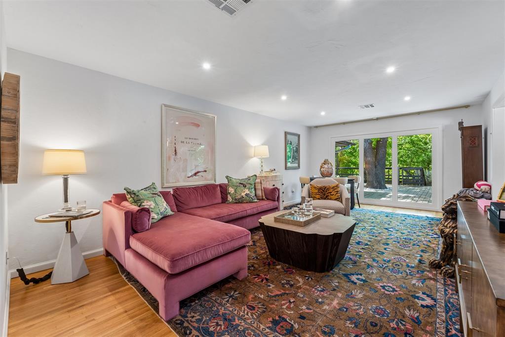 2420 NW 55th Terrace