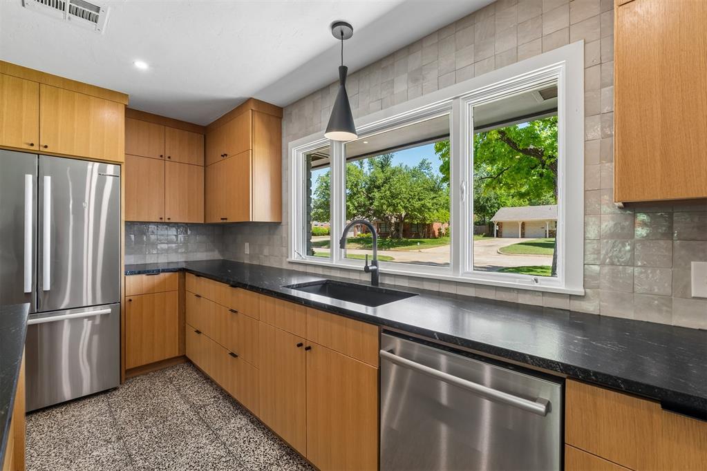 2420 NW 55th Terrace