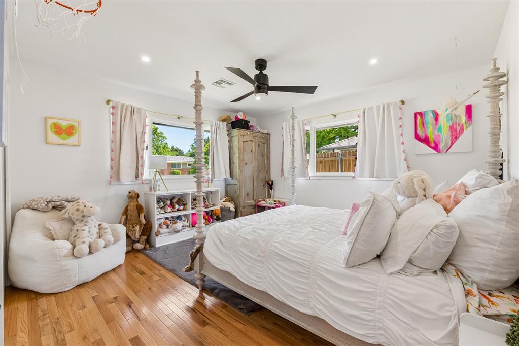 2420 NW 55th Terrace