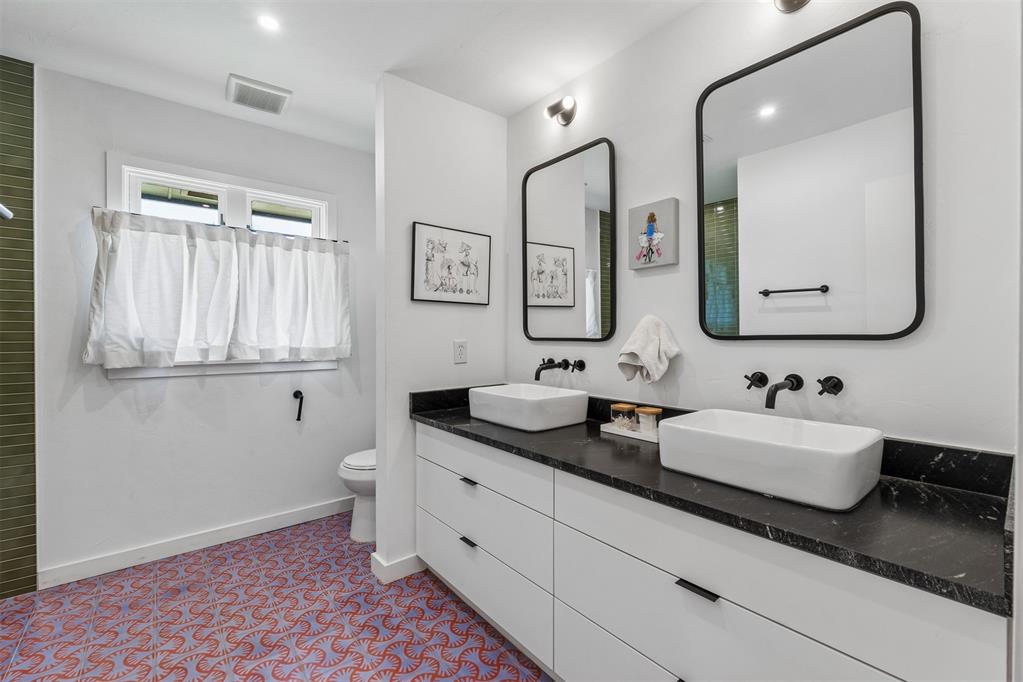 2420 NW 55th Terrace