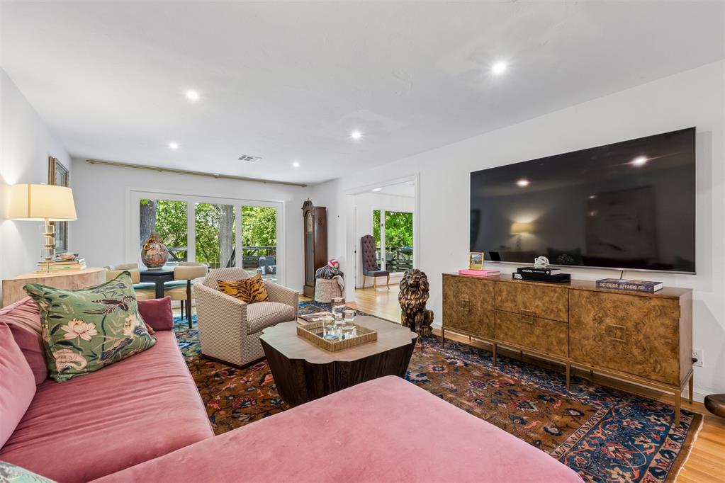 2420 NW 55th Terrace