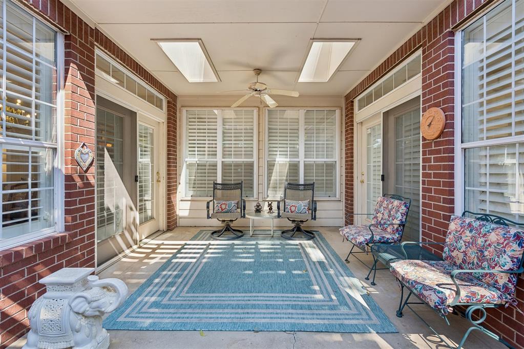 8618 N May Avenue Unit: 32B