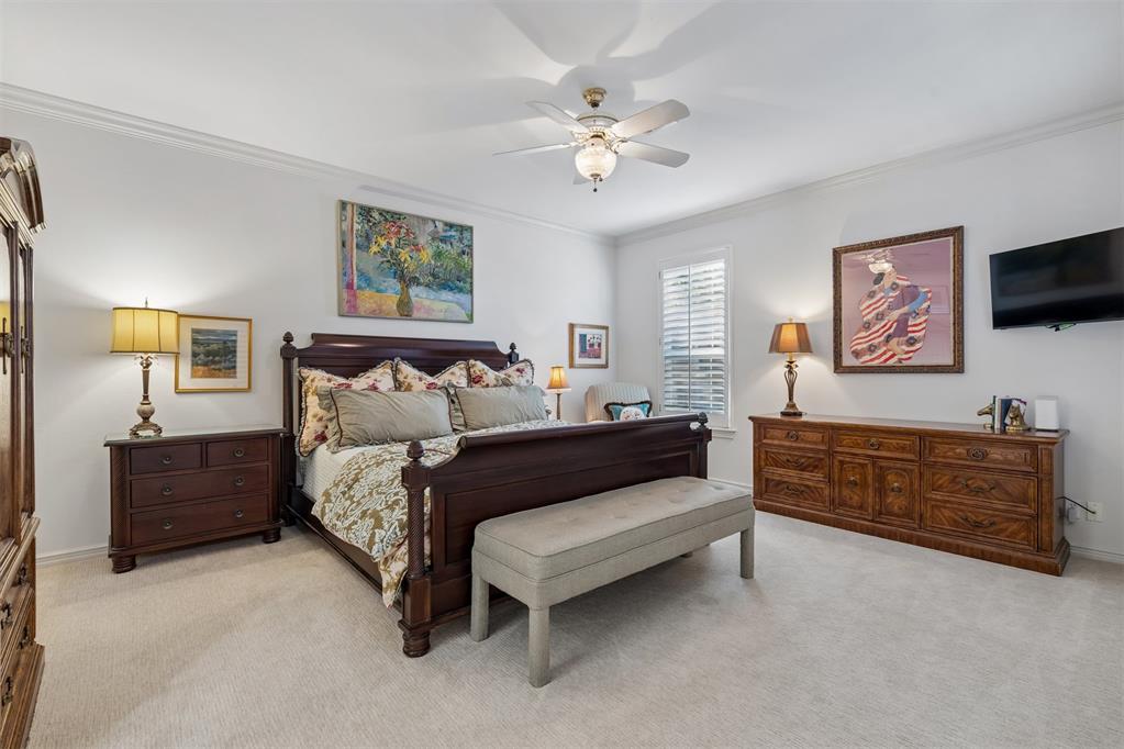 8618 N May Avenue Unit: 32B