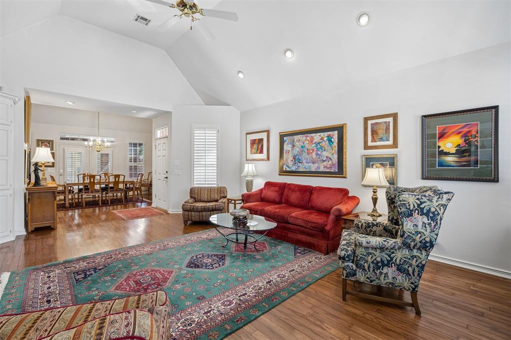 8618 N May Avenue Unit: 32B