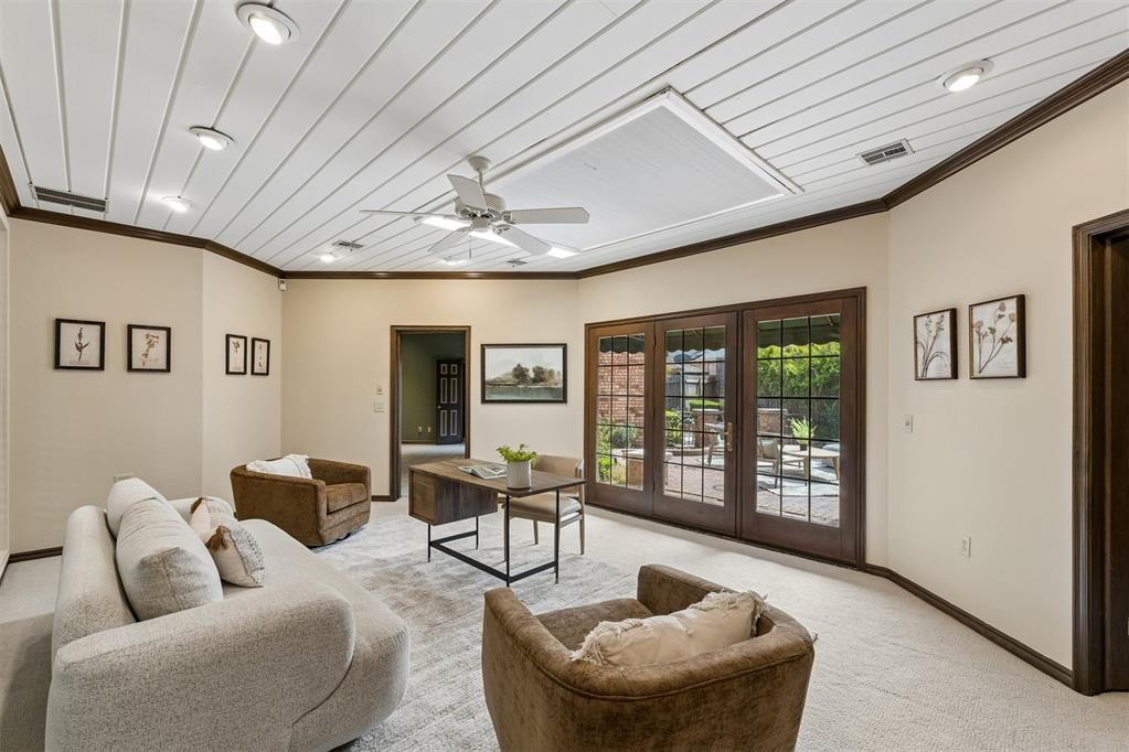 3600 Chestnut Ridge Road