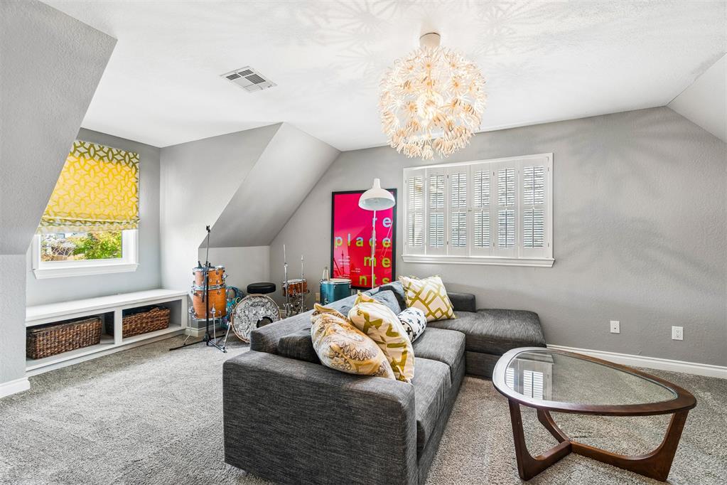 3216 Prairie Rose Road