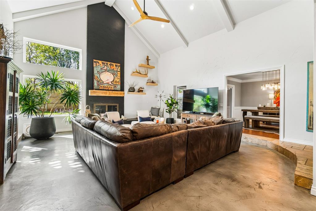 3216 Prairie Rose Road
