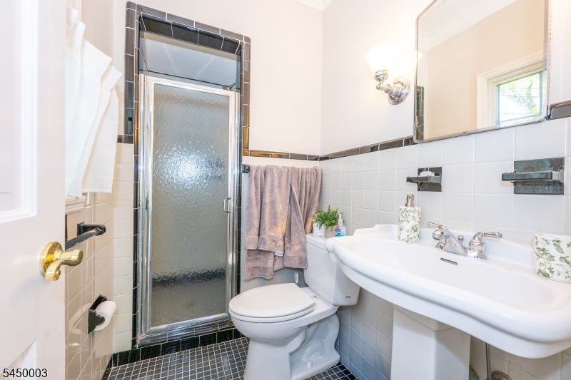 43 Brush Hill Rd