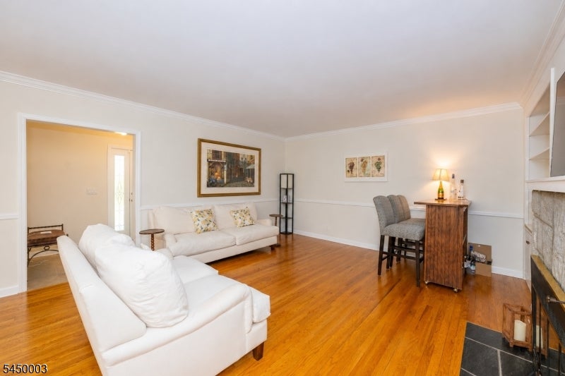 43 Brush Hill Rd
