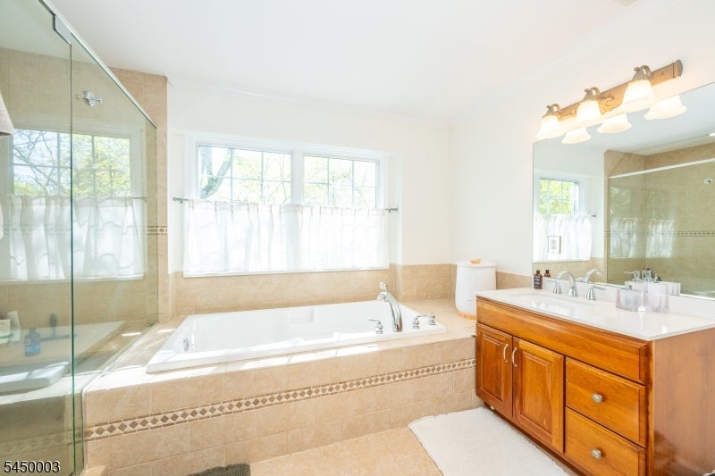 43 Brush Hill Rd