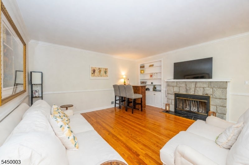 43 Brush Hill Rd