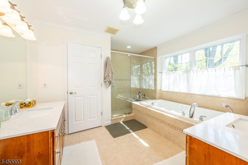 43 Brush Hill Rd