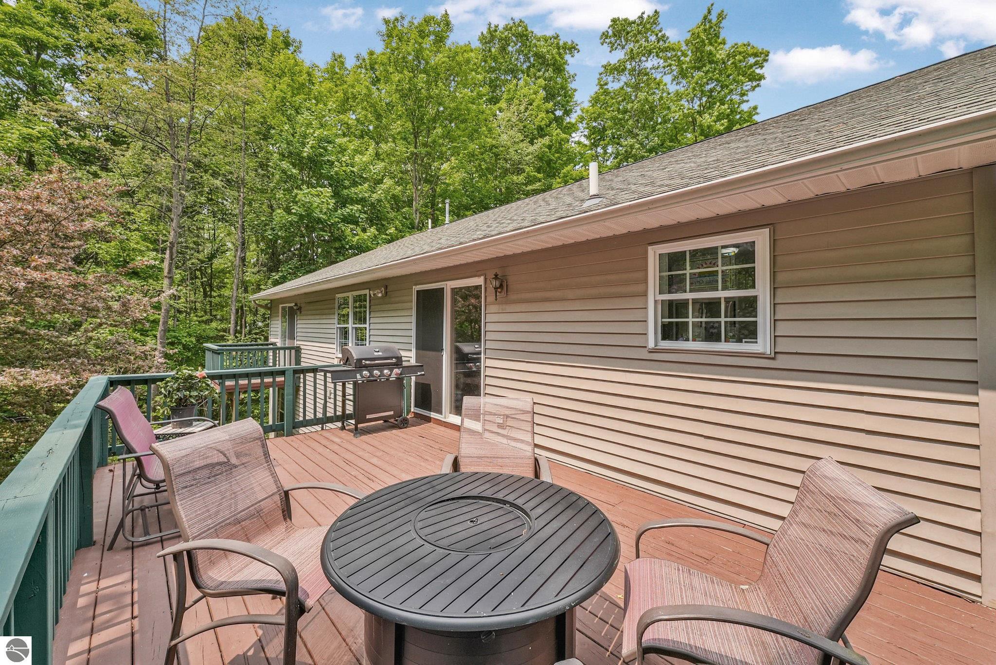 5153 Silver Pines Road