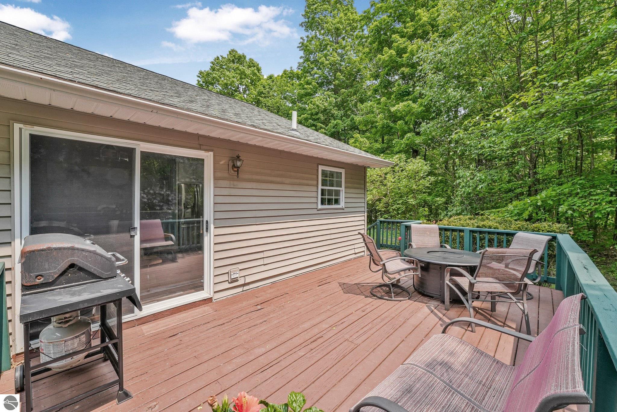 5153 Silver Pines Road