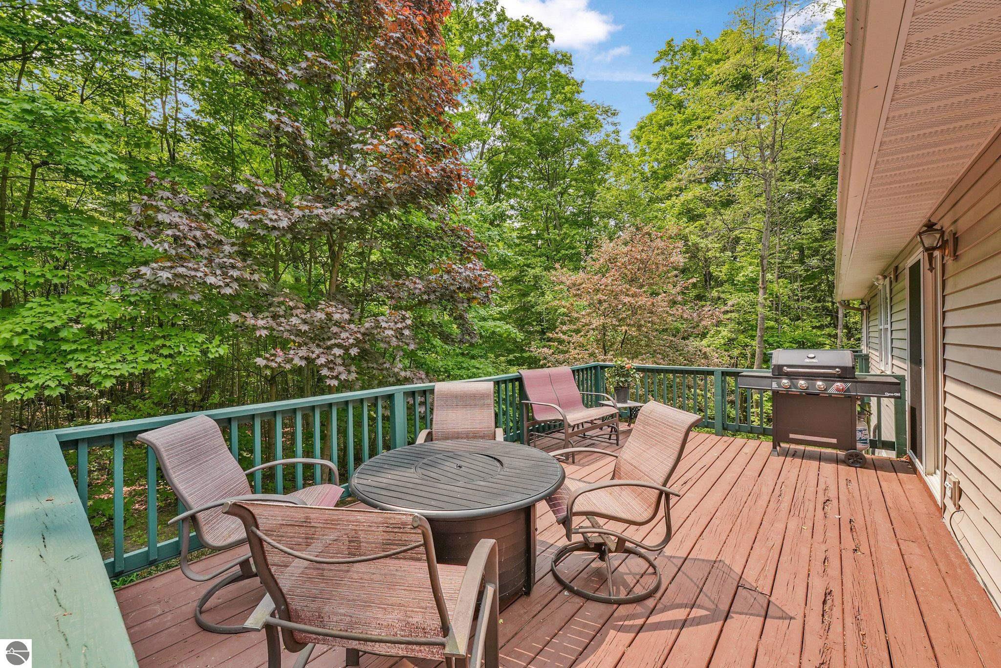 5153 Silver Pines Road