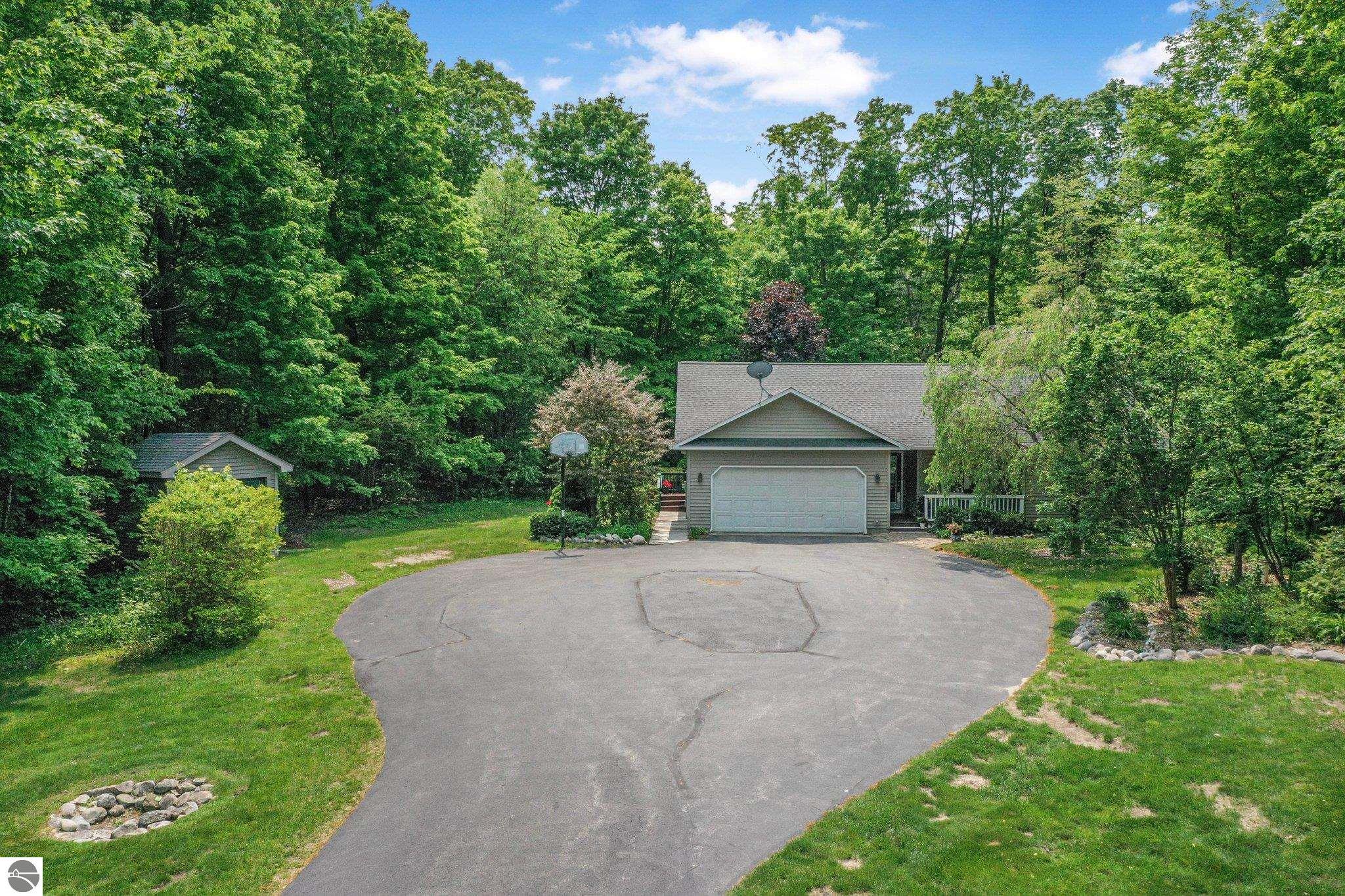 5153 Silver Pines Road
