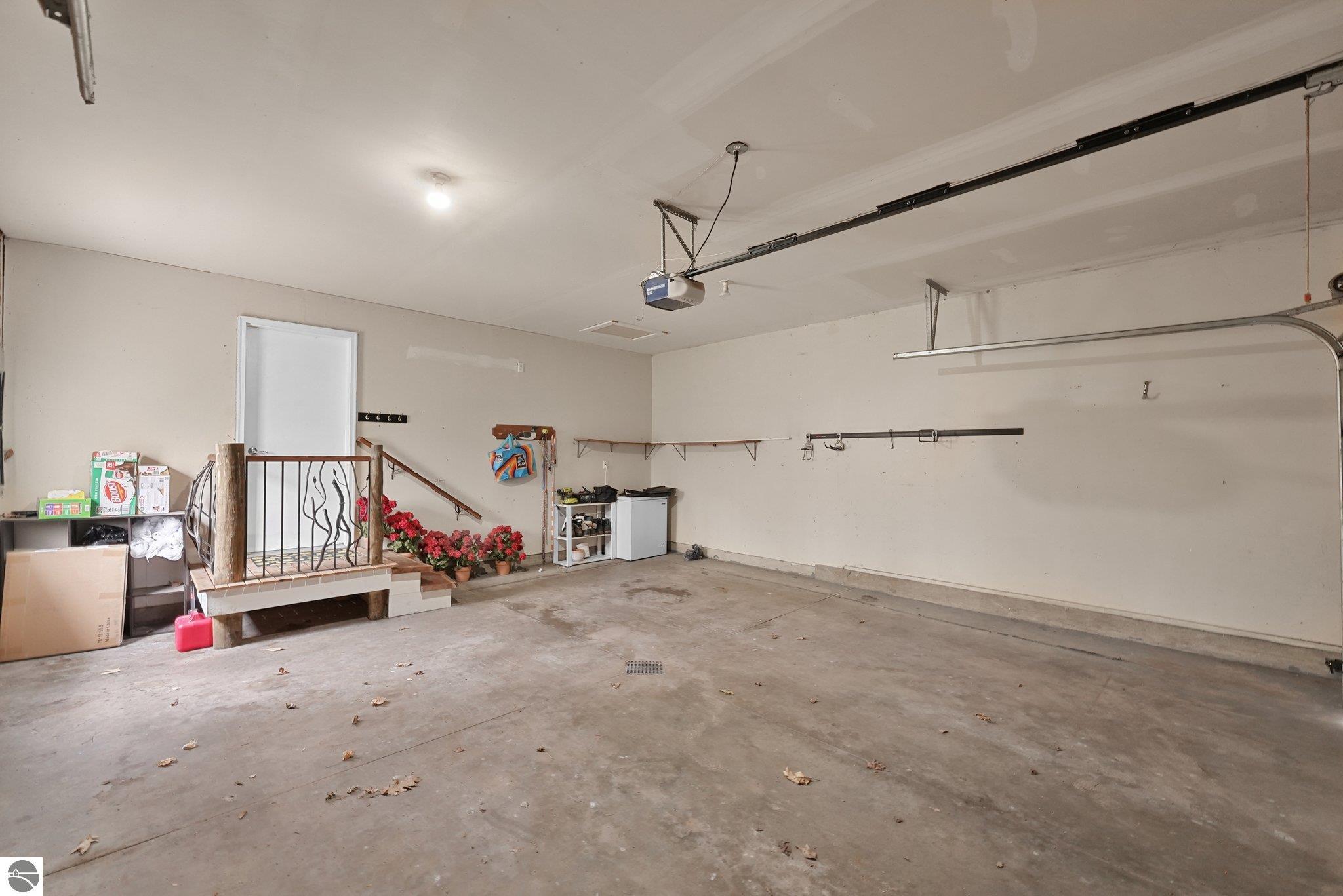 5153 Silver Pines Road
