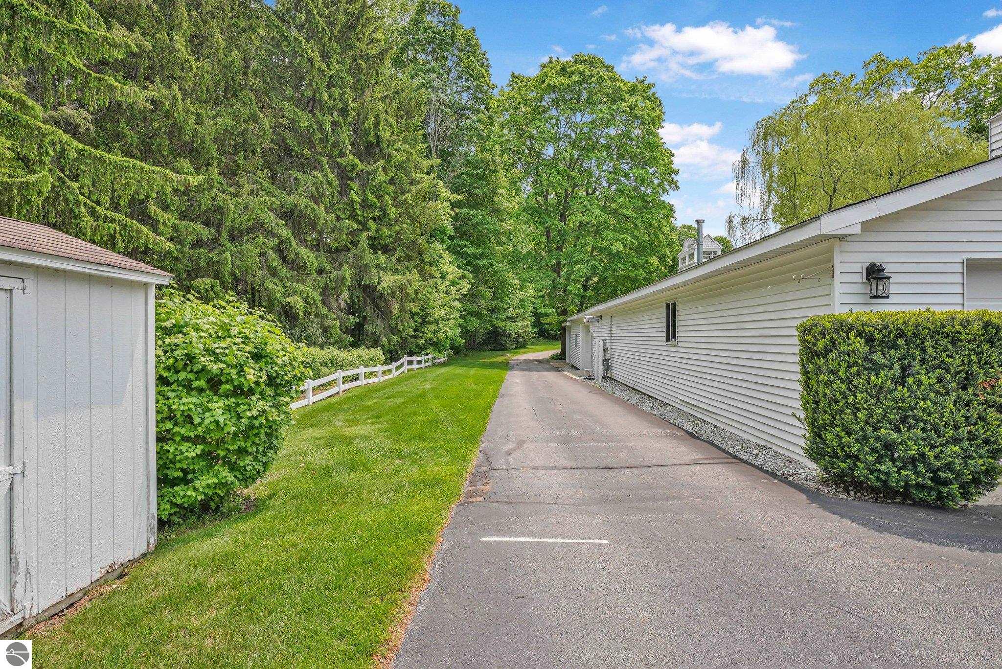5153 Silver Pines Road