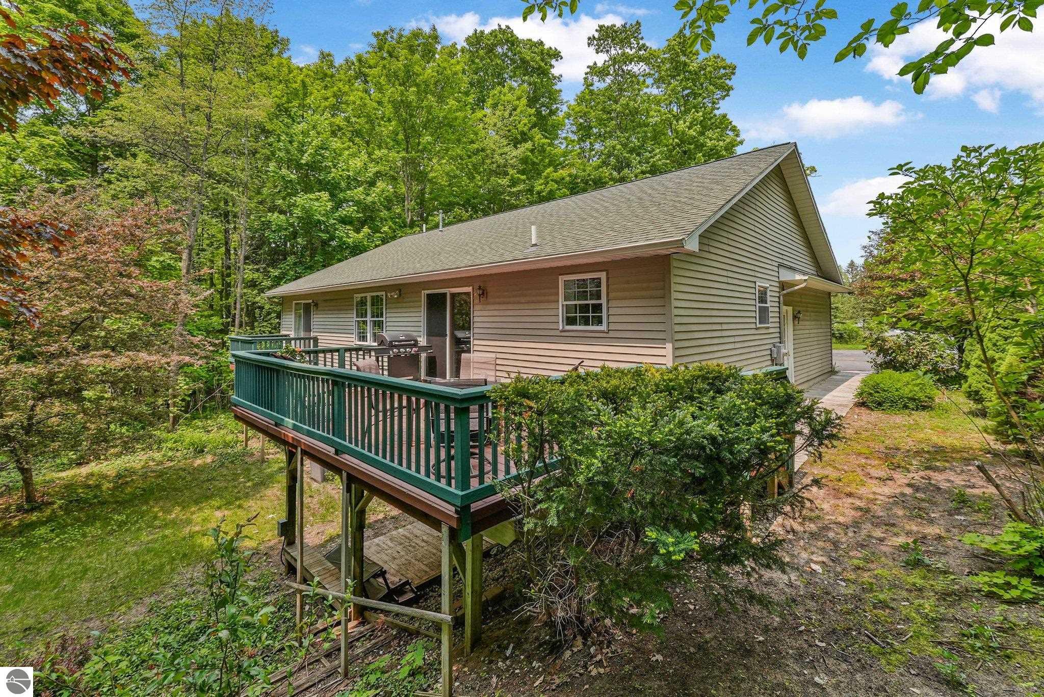 5153 Silver Pines Road