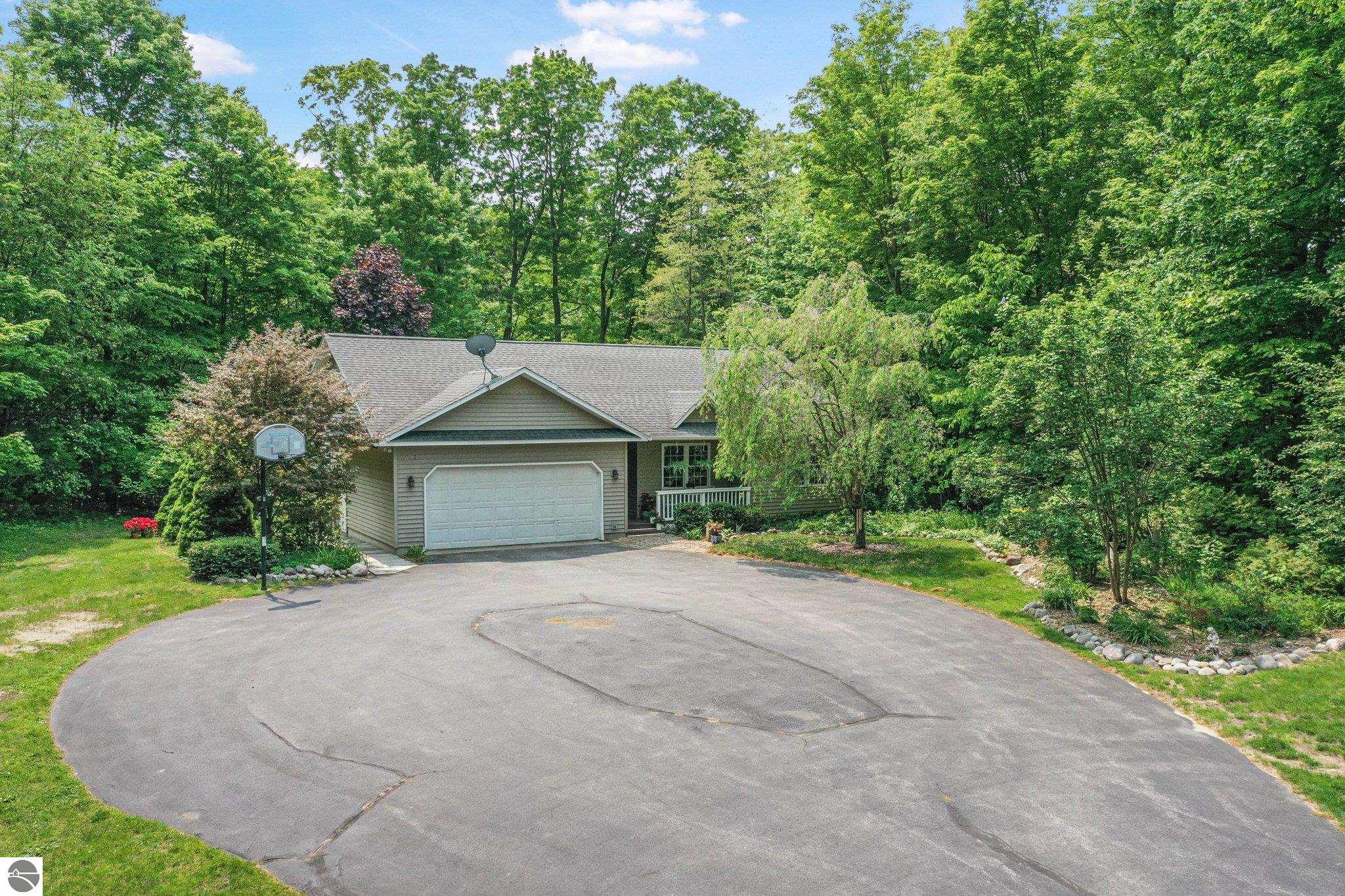 5153 Silver Pines Road